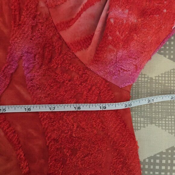 Calessa Womens Asymmetrical Tunic Top Size M Red Lagenlook Textured Colorful - Picture 4 of 15